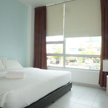 Sun Inns Hotel Laksamana Malacca Extérieur photo